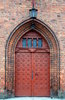Neogothic porta da igreja: 