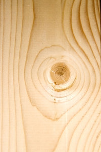 Knaggy wood 3: Knot in a wood pattern