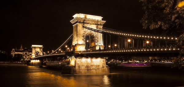 Chain Bridge w Budapeszcie: 