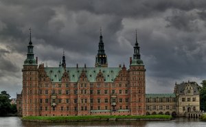 Castle - HDR: Frederiksborg Castle, Royal castle from the 15th. century. 