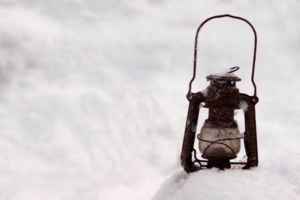Lâmpada de parafina na neve: 
