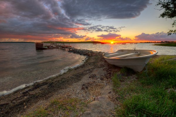 bote de remos sunset - HDR: 