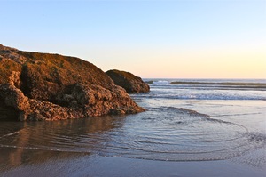 Rockly oceaan strand: 