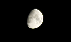 moon by night: my attempt to shoot moon surface