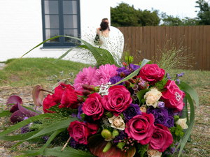 Wedding bouquet: no description