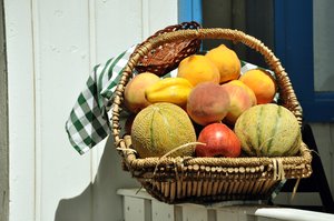 Fruit basket: Fruit basket