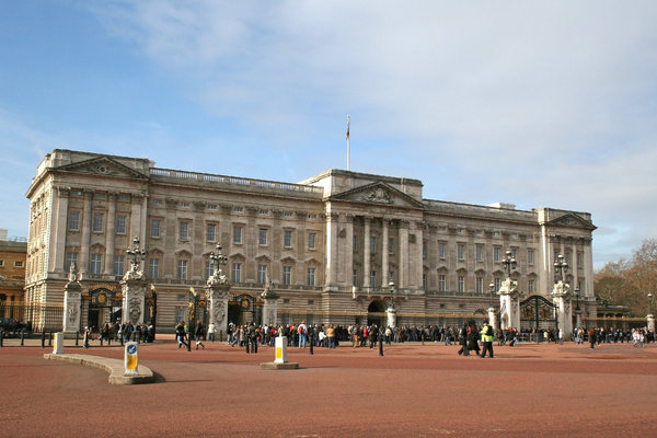 Buckingham Palace 1: 