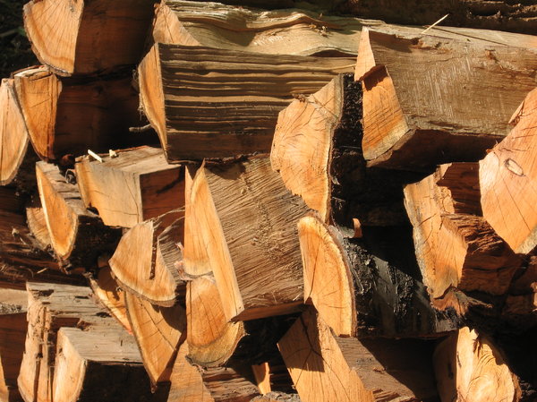 stapelten Holz: 