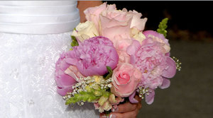 Bridal Flowers: Bouquet for the bride