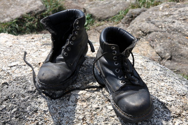 Pilgrim boots: Pilgrim boots in Finisterrae.