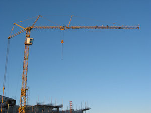 tower crane: Resting tower crane captured in Lund, Sweden.