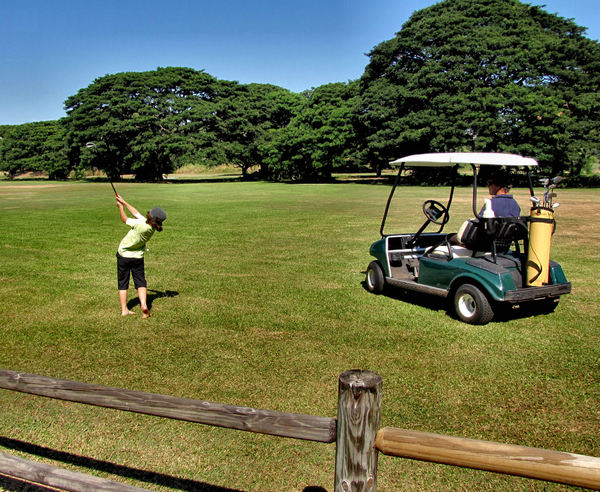 golf course movement2b: golfers on the move on public park golf course