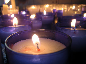 Candles: Visit http://www.vierdrie.nl