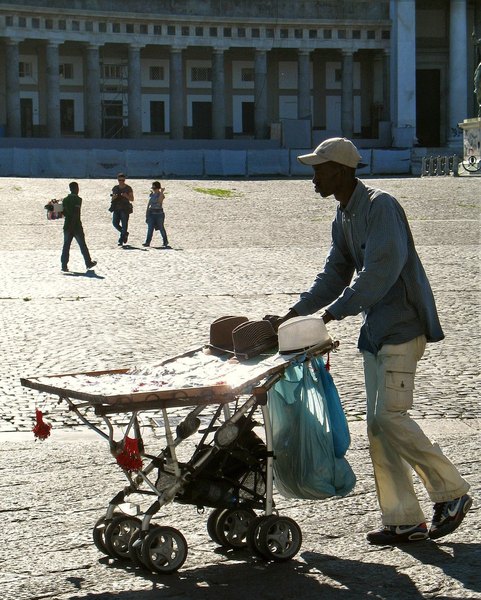 Hunting for prey...: street sales on a wheels- (Europe, Italy, Naples/Napoli)