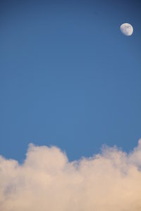Daily Moon and clouds: Daily moon and clouds